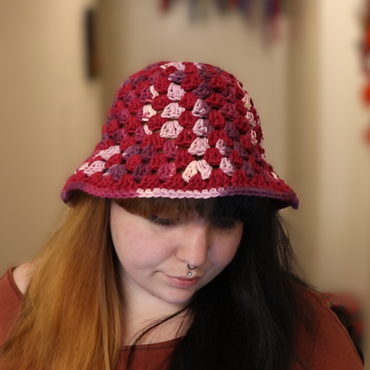 Granny Stitch Bucket Hat